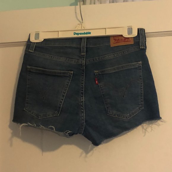 Levi's Denim Shorts - Picture 2 of 3